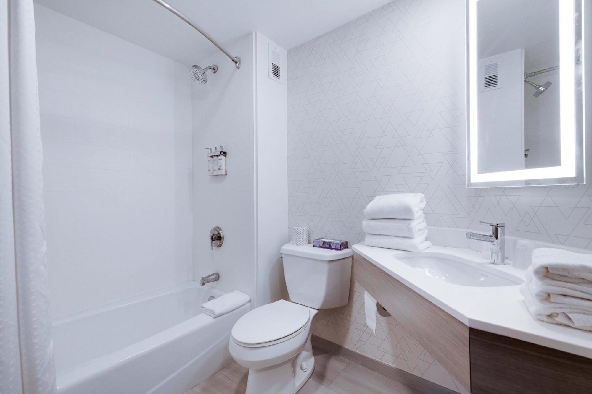 Holiday Inn Express Wilkes Barre East By Ihg Eksteriør bilde